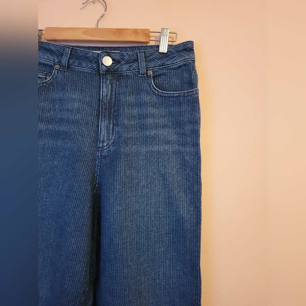 SALE!! ASOS Straight Leg Jeans With Frayed Hem, Slight Stretch, Midrise, Size 12 - Picture 3 of 9